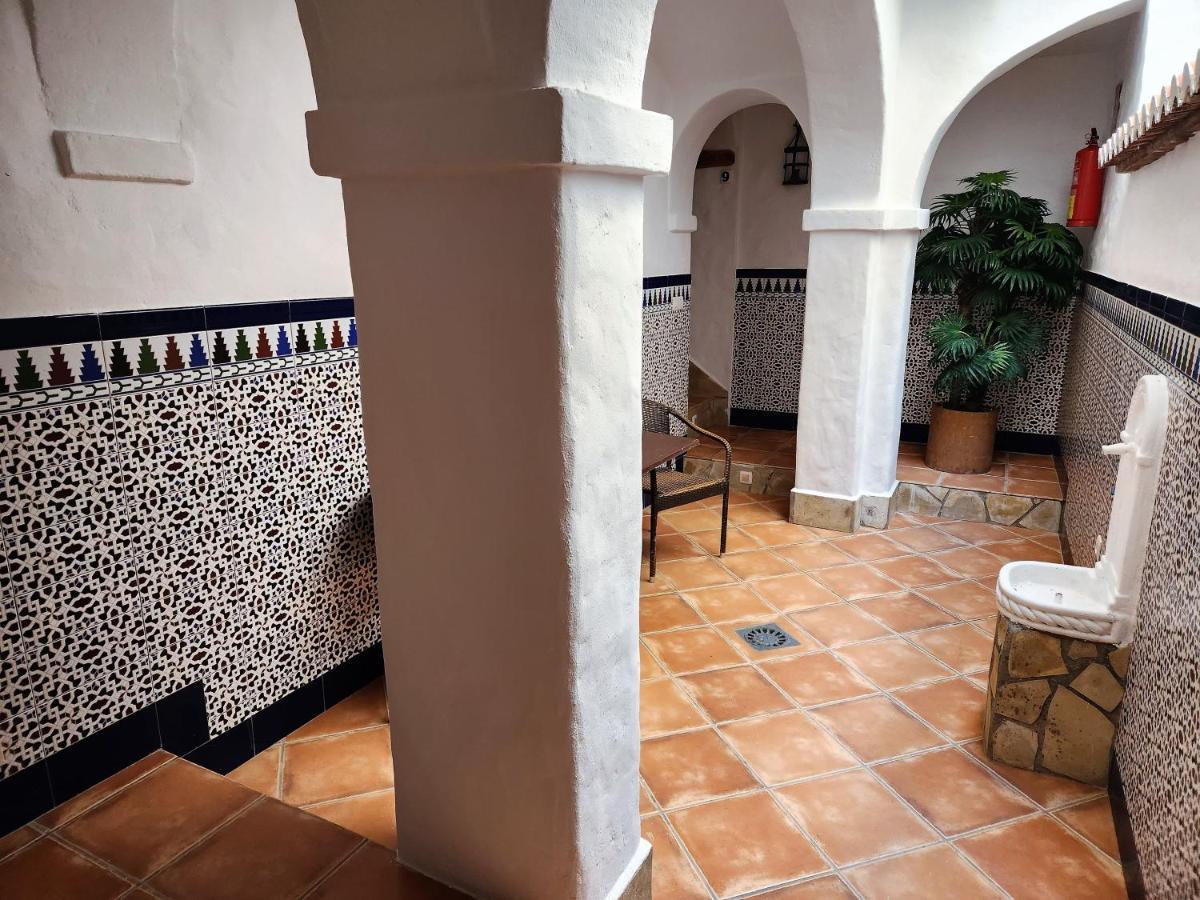 Posada La Plaza Canillas de Albaida Exterior photo